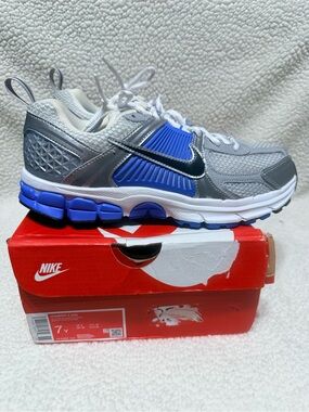 Nike Kids Grey, Blue & Black Runner Sneakers